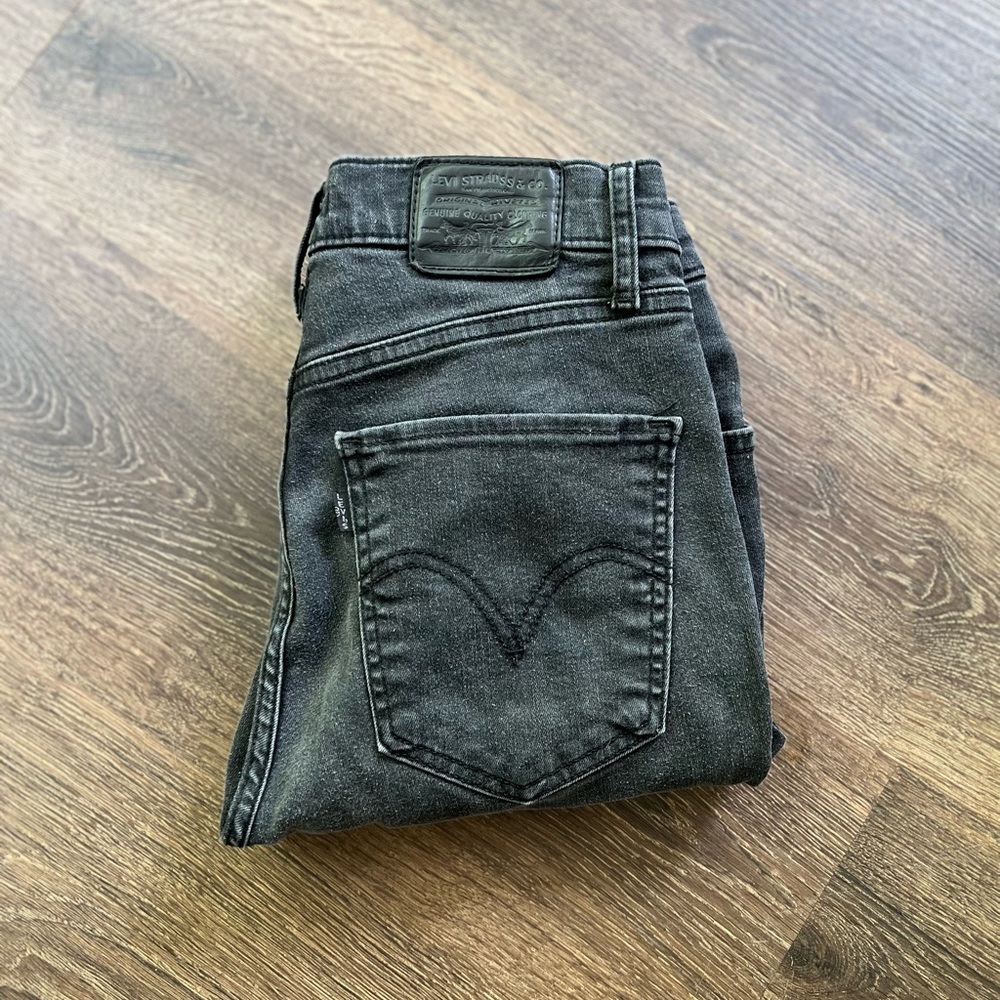 Mile High Super Skinny Levi Jeans